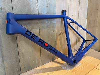 GRAVEL CARBON - CUSTOM PAINT [S]