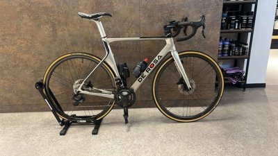 SK PININFARINA DB - SUPER SILVER NERO [M]